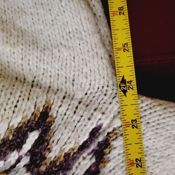 Fairisle Thick  Cozy Cream Patterned Knit Sweater - Picture 5 of 8